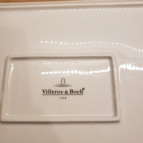 Villeroy and Boch Winter Bakery Delight Small Cake Plate - Picture 8 of 11